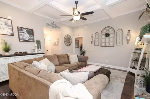 301 New Hope Dr, Perry, GA 31069 photo 8