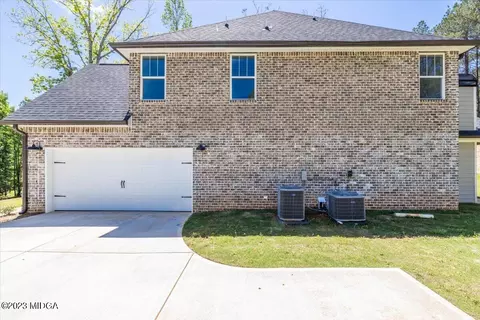 73 Cotswold Dr, Forsyth, GA 31029 photo 4