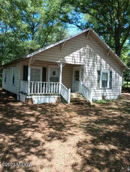 812 Ash St, Cochran, GA 31014