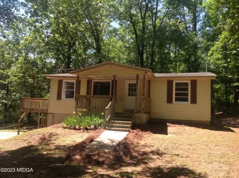 156 Henderson Rd, Macon, GA 31217