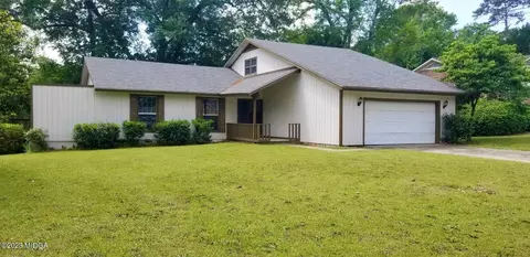 1071 Underwood Dr, Macon, GA 31210
