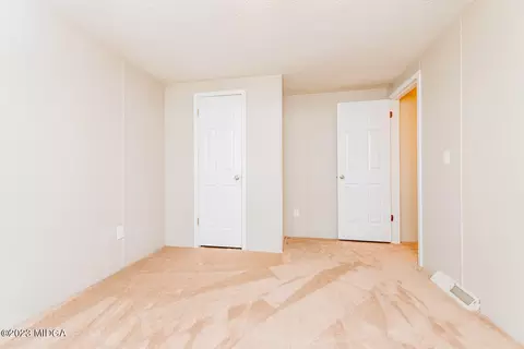 355 Mcgregor Cir, Byron, GA 31008 photo 23