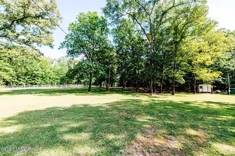 355 Mcgregor Cir, Byron, GA 31008 photo 48