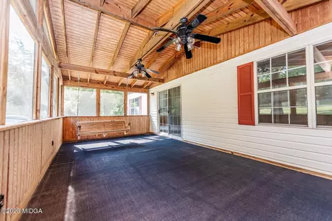 355 Mcgregor Cir, Byron, GA 31008 photo 32