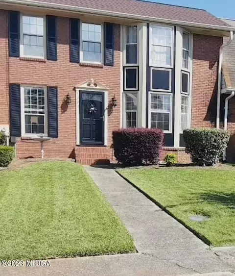 302 Williamsburg Ave, Warner Robins, GA 31088