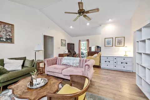 1023 N Davis Dr, Perry, GA 31069 photo 7