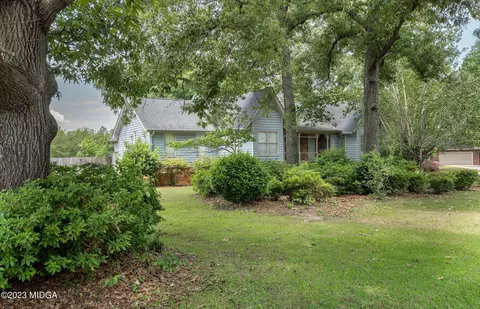 101 Charlie Ct, Warner Robins, GA 31088