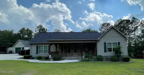 1071 Kewanee Dr, Byron, GA 31008