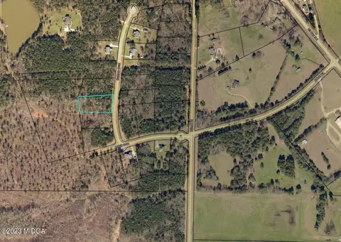 26 Brothers Ct, Barnesville, GA 30204
