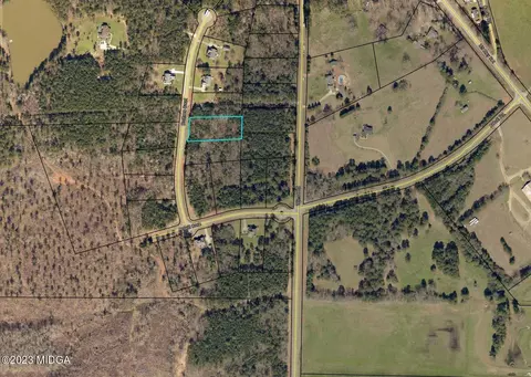 13 Brothers Ct, Barnesville, GA 30204