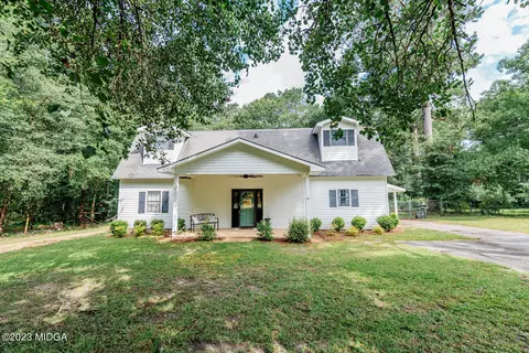 188 Sandpiper Rd, Cochran, GA 31014