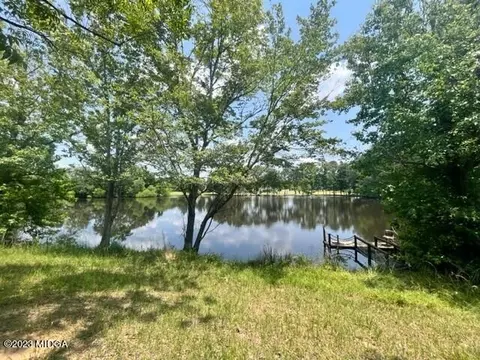 Undisclosed, Macon, GA 31220