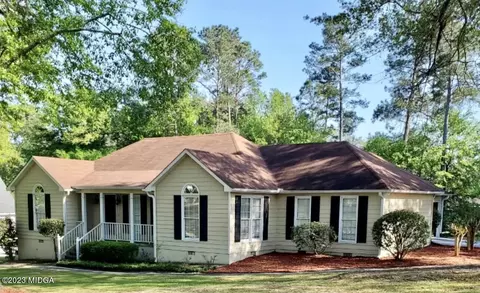 310 Old Oak Rd, Macon, GA 31216