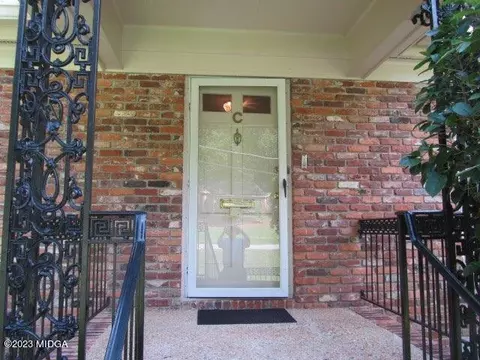 360 Vista Cir # -C, Macon, GA 31204