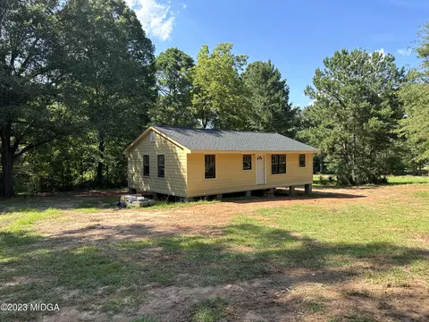 66 Lee King Cir, Forsyth, GA 31029