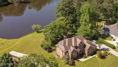 161 Saddle Run Ct, Macon, GA 31210