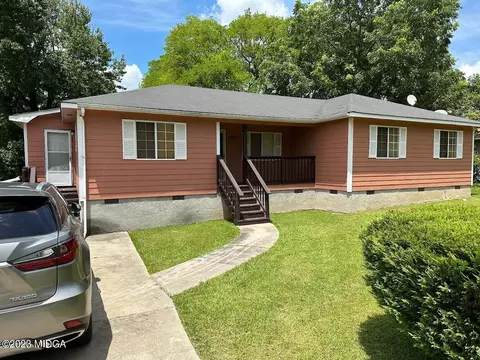 120 Martin Luther King Jr Dr, Gray, GA 31032