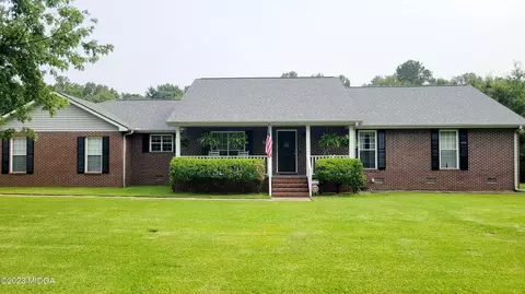 384 Longleaf Dr, Macon, GA 31220