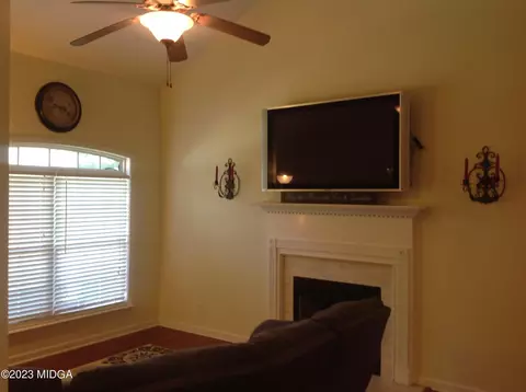 325 Amanda Dr, Gray, GA 31032 photo 6