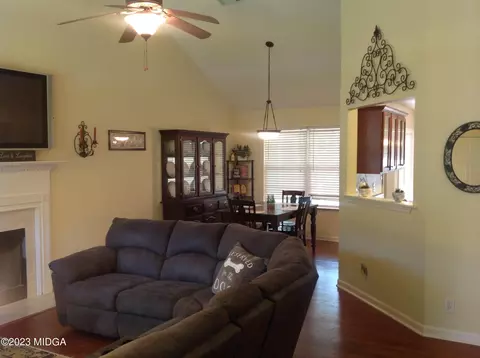325 Amanda Dr, Gray, GA 31032 photo 8