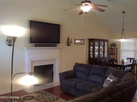 325 Amanda Dr, Gray, GA 31032 photo 9