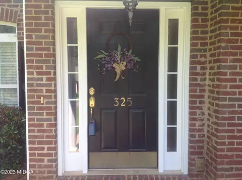 325 Amanda Dr, Gray, GA 31032 photo 2