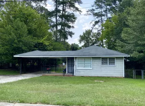 4382 Summerhill Dr, Macon, GA 31204