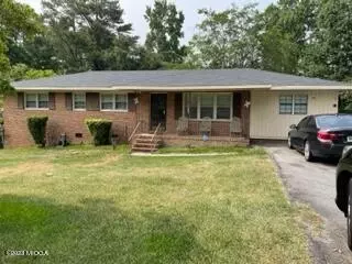 2527 Hyde Park Rd, Macon, GA 31211