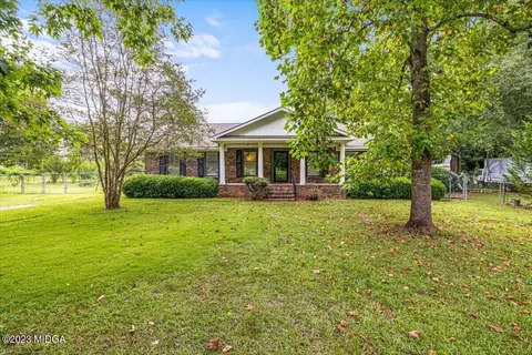 6420 Grantham Dr, Macon, GA 31216