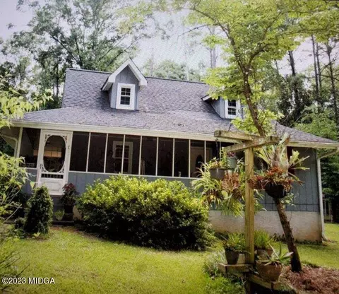 127 Mossy Lake Rd, Perry, GA 31069