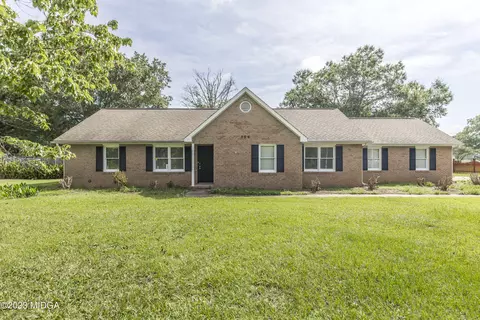 556 Thompson Mill Rd, Bonaire, GA 31005