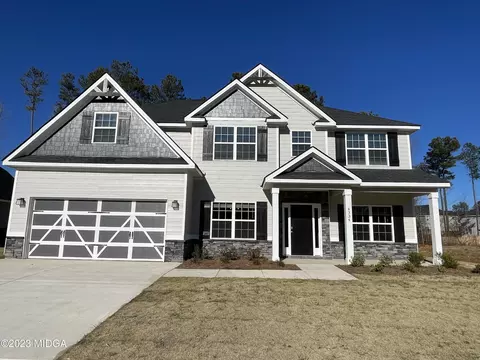 4334 Cornwall Dr, Forsyth, GA 31029