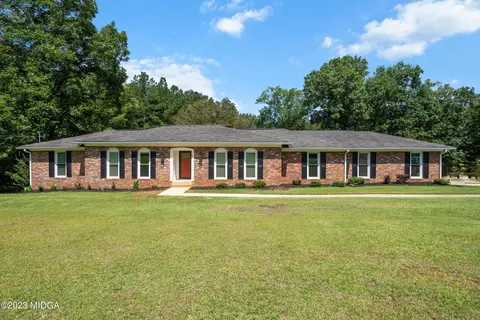 421 Plantation Rd, Gray, GA 31032