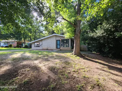 217 Mason Dr, Centerville, GA 31028 photo 2