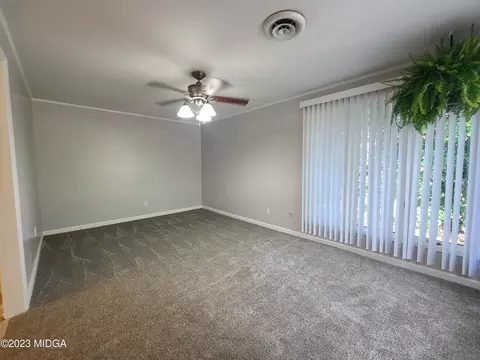 217 Mason Dr, Centerville, GA 31028 photo 4