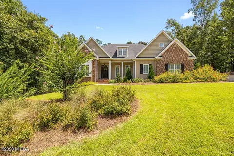 116 Lovetts Ridge Dr, Juliette, GA 31046