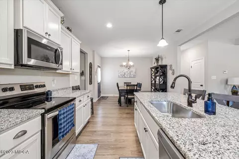 249 Davis Rd, Gray, GA 31032 photo 9
