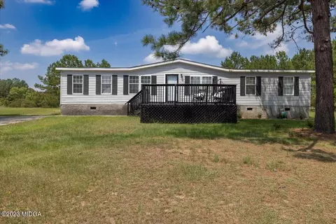 152 Parker Dr, Macon, GA 31217