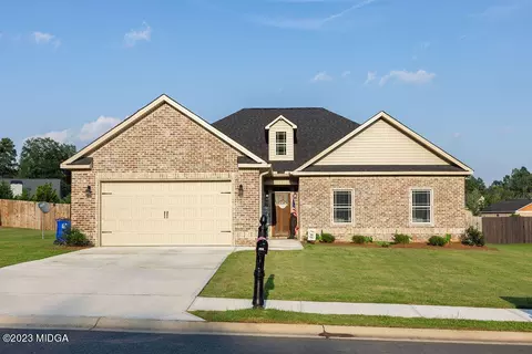 506 Barbara Ct, Forsyth, GA 31029 photo 3