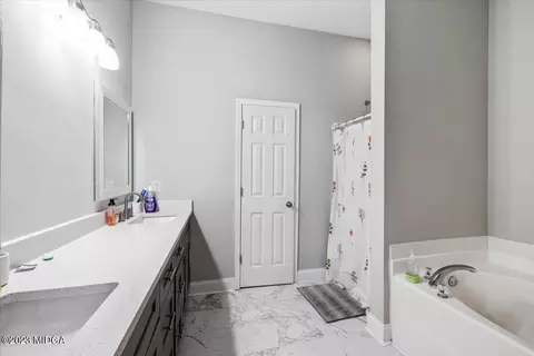 184 Roy Dr, Byron, GA 31008 photo 15