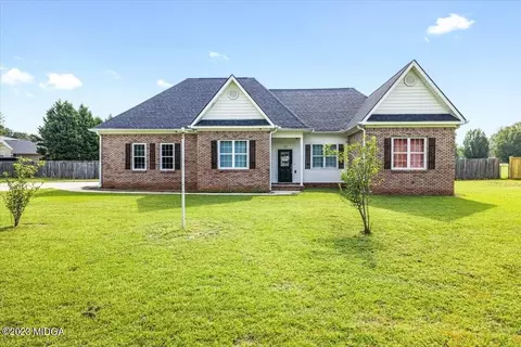 184 Roy Dr, Byron, GA 31008 photo 1