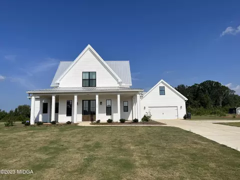 1404 Bunn Rd, Forsyth, GA 31029