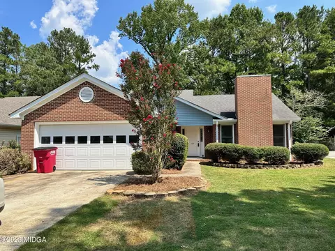 159 Foxford Ct, Macon, GA 31210