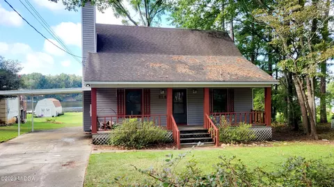 914 S Plantation Pkwy, Macon, GA 31220