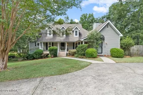 123 Huntington Pl, Macon, GA 31210