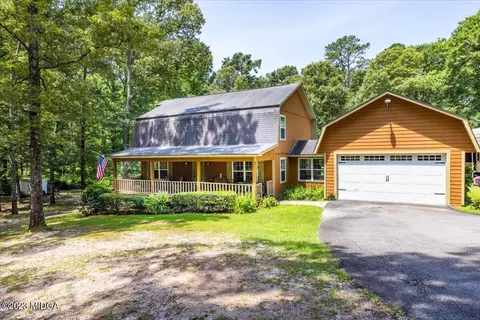 222 Red Oak Rd, Byron, GA 31008