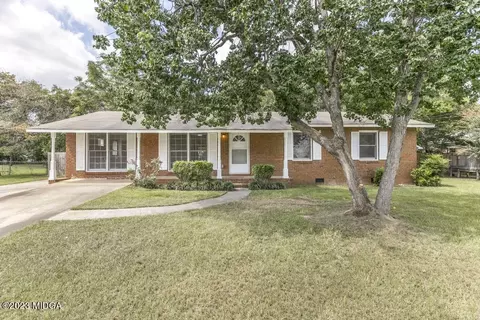 112 Emory Dr, Warner Robins, GA 31093