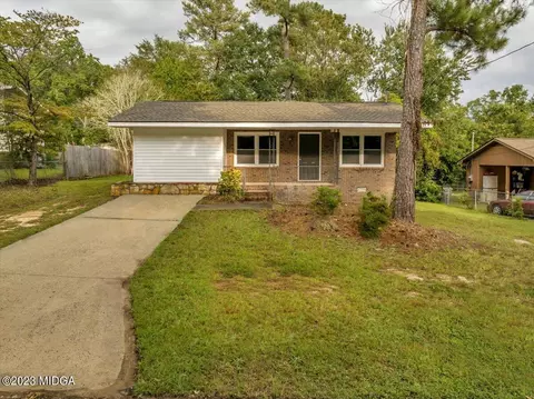 117 Redwood Dr, Warner Robins, GA 31088