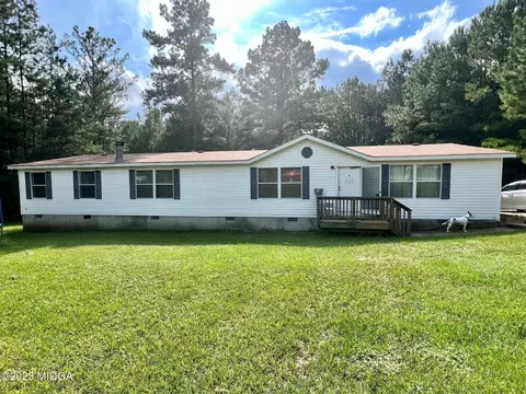 136 Theresa Cir, Macon, GA 31217