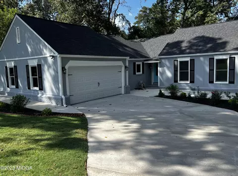 4669 S Stratford Oaks Dr, Macon, GA 31210